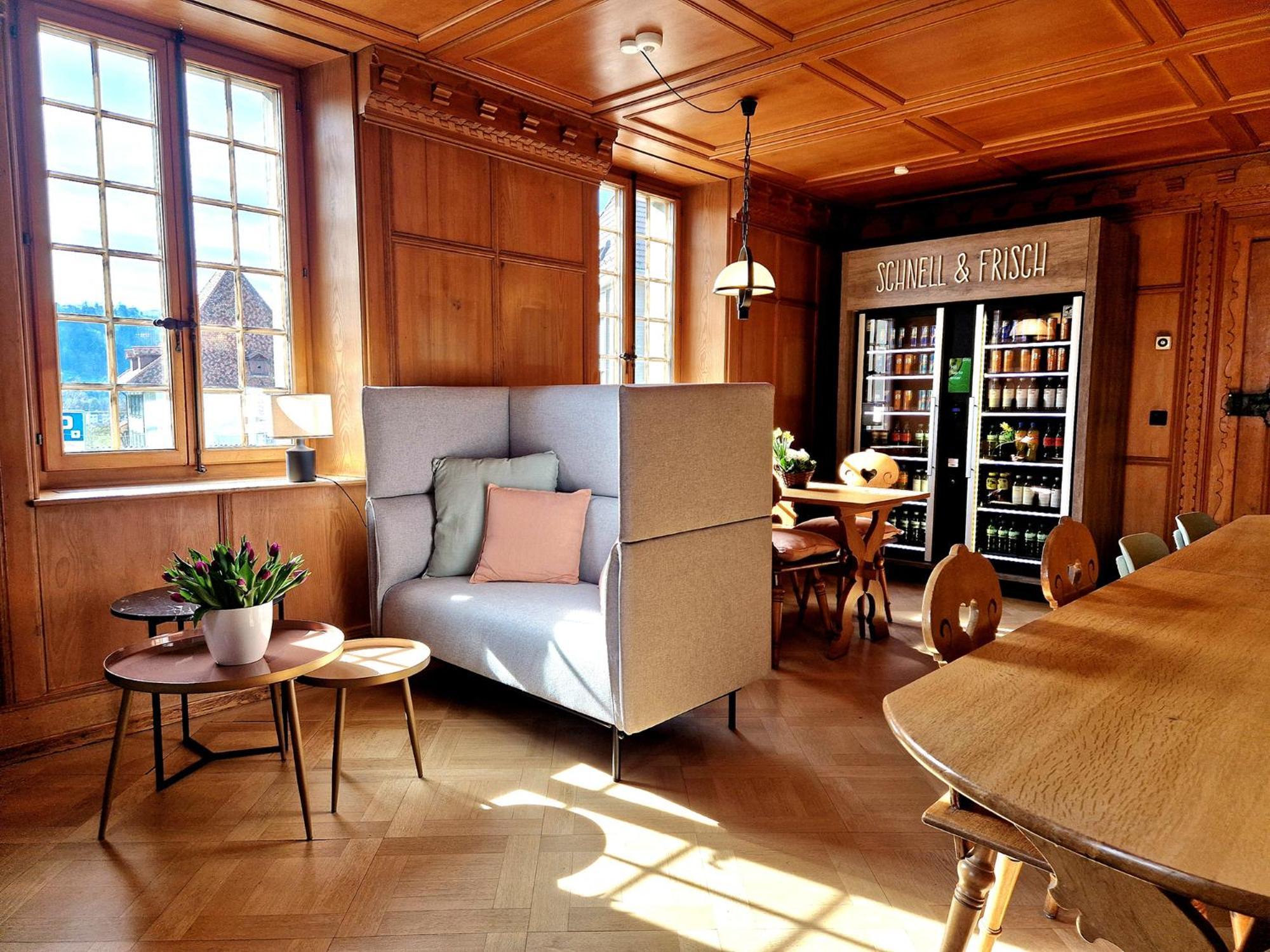Koncept Hotel Loeie Мюнзинген Экстерьер фото